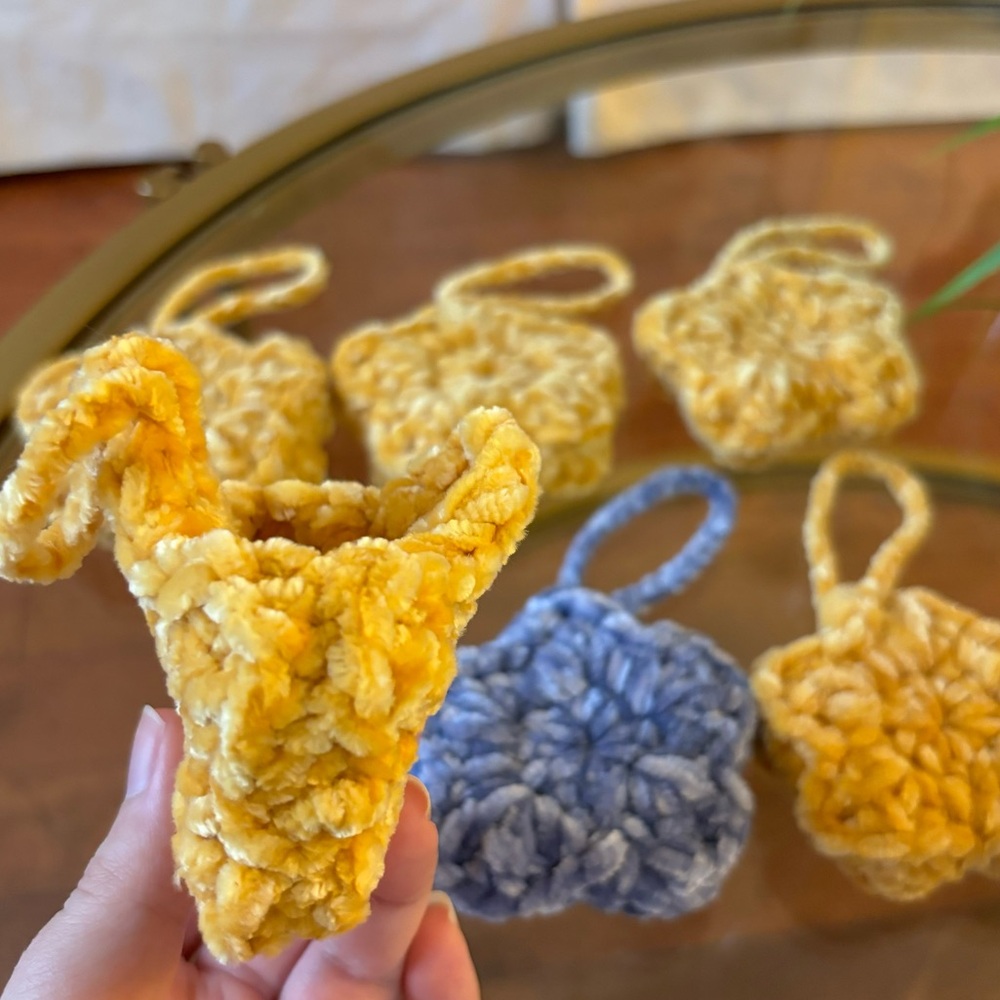 Handmade Crochet Mini-Star Bag Charms — Mystery Pick (💸 Bundle Crochet to Save!) - Picture 7 of 10